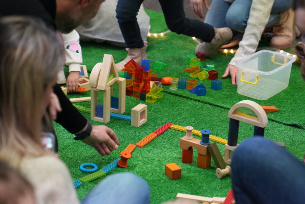 Ja ets a Abrera! Donem la benvinguda als nous petits i petites del nostre municipi, nascuts/des i/o adoptats/des durant l'any 2024