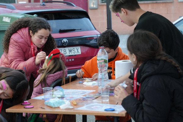 Divendres 19 de desembre vam inaugurar el Parc de Nadal d'enguany, que romandrà obert fins al dimecres 7 de gener inclòs, amb la Carpa Diverespai, el Tobogan Gegant i activitats per a tothom