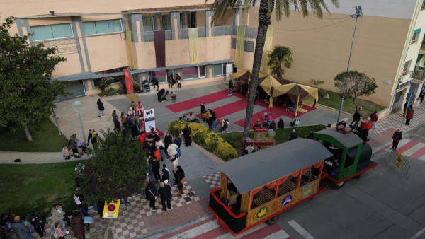 La il·lusió del Nadal es viu a Abrera: Arribada i recollida de cartes dels patges i patgesses Viu-Viu. Dissabte 3 de gener de 2026