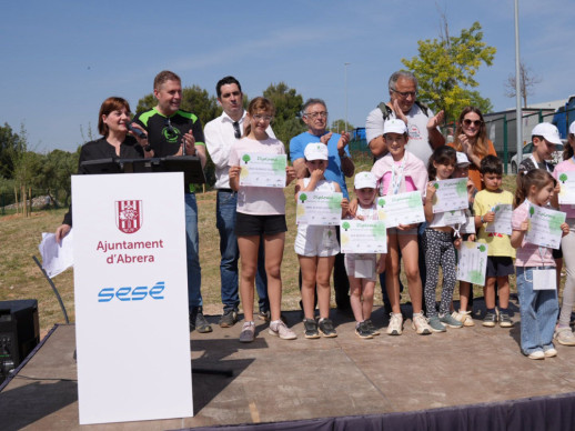 Arrela't a Abrera! Impulsem una jornada participativa de reforestació amb l'alumnat de l'Escola Francesc Platón i Sartí, l'empresa Sesé, Eulen i l'Associació Naturalista ANDA