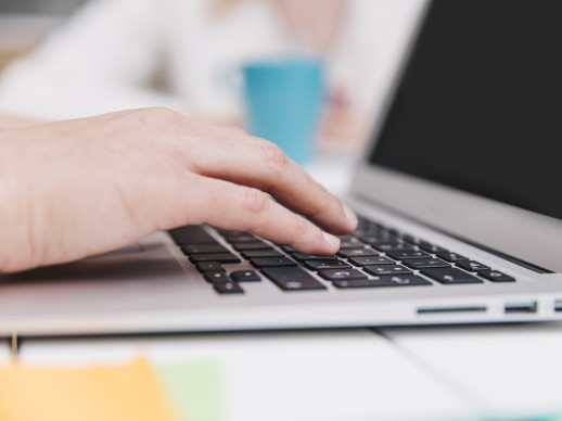 Durant el mes d’agost, des del Servei de Promoció Econòmica continuem oferint el Club de la Feina i les entrevistes d'ocupació i orientació