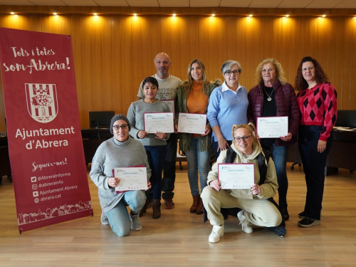 A Abrera apostem per la formació! Lliurem els diplomes acreditatius a l'alumnat de diversos cursos del Departament de Promoció Econòmica. Enhorabona a tothom! Tecnoalimentària - Cuiners/res