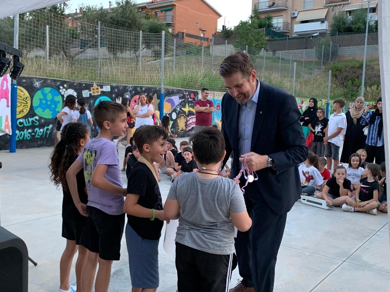 Felicitem els centres educatius del nostre municipi que han tancat el curs 2022/2023 amb l'assoliment de projectes, diversió i bon ritme! Festa de l'AfA de final de curs de l'Escola Josefina Ibáñez
