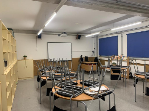 Durant l'estiu de 2023 hem treballat en la millora a les instal·lacions dels centres educatius - Escola Ernest Lluch