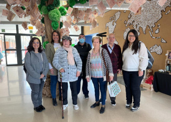 Continuem impulsant les iniciatives educatives intergeneracionals, entre l'Escola Francesc Platón i Sartí i el Casal de la Gent Gran