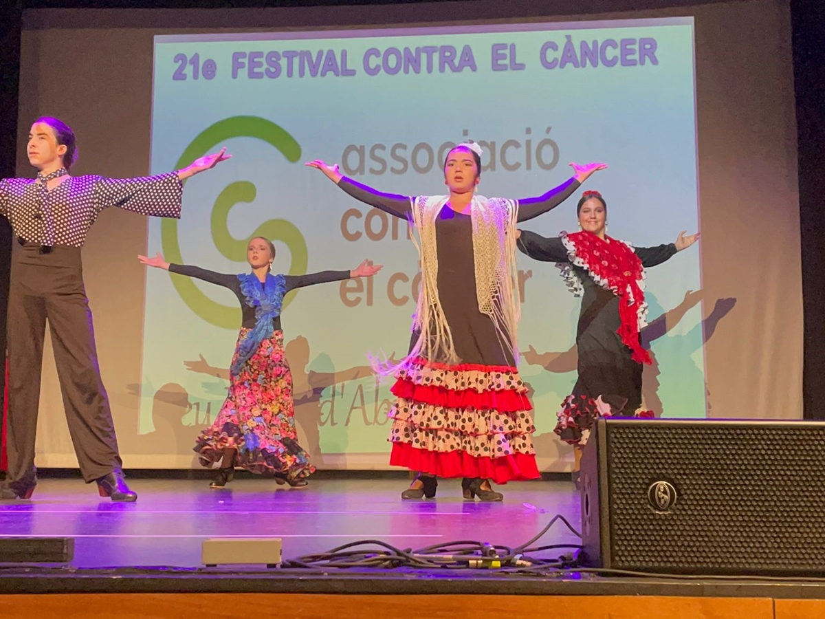 Abrera és solidària! Felicitem la Junta Local d’Abrera de l’AECC per l’èxit de participació i recaptació del 21è Festival Contra el Càncer d’Abrera, que ha recaptat 2.445 euros