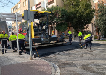 Continuem executant diversos treballs de conservació i millora de la calçada, que comporten canvis puntuals de circulació en alguns carrers d'Abrera