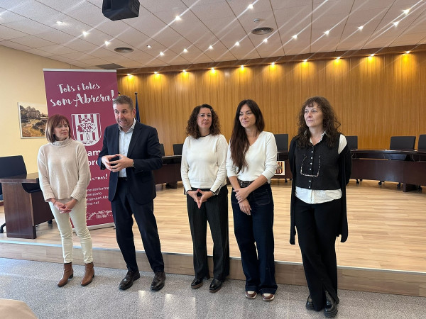 A Abrera apostem per la formació! Lliurem els diplomes acreditatius a l'alumnat de diversos cursos del Departament de Promoció Econòmica - PRESENTACIÓ ACTE