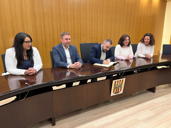 A Abrera reforcem el compromís com a 'Municipi que cuida' amb la visita institucional del diputat Javi Silva