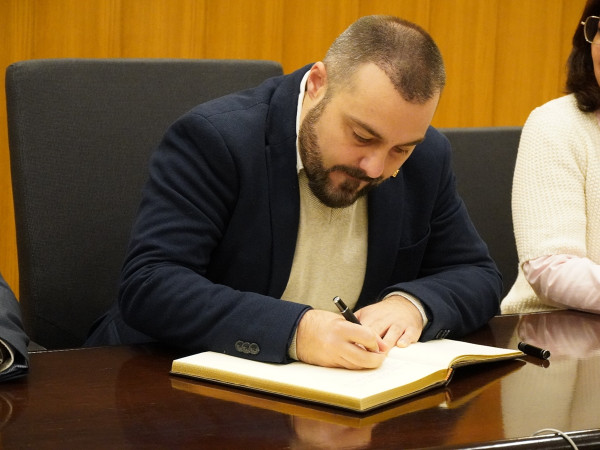 A Abrera reforcem el compromís com a 'Municipi que cuida' amb la visita institucional del diputat Javi Silva