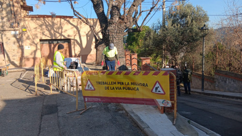 A Abrera millorem el nostre espai públic! Encetem els treballs de reparació i manteniment de voreres al barri de Santa Maria de Vilalba d'Abrera