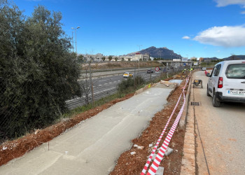 Tall temporal del carril de sortida del carrer de Manresa per obres de pantalles acústiques, del dilluns 26 al divendres 30 de gener