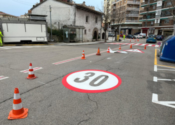 Millorem la mobilitat viària i de vianants en l'entorn del passeig de l'Església i l'avinguda de la Generalitat, amb un nou pas de vianants elevat i nova senyalització