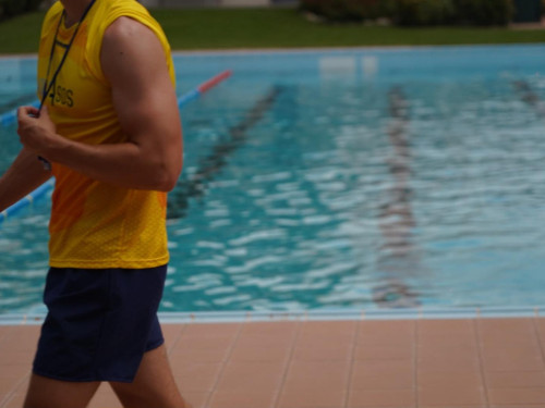 Davant les elevades temperatures, dimecres 8, dijous 9 i divendres 10 de juliol de 2026, l’accés a la Piscina d’Estiu Municipal serà gratuït per a totes les persones empadronades a Abrera