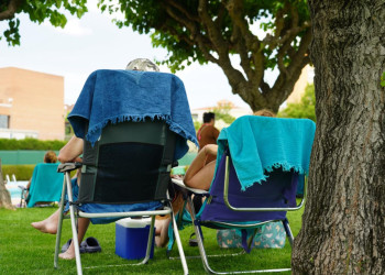 Davant les elevades temperatures, dimecres 8, dijous 9 i divendres 10 de juliol de 2026, l’accés a la Piscina d’Estiu Municipal serà gratuït per a totes les persones empadronades a Abrera