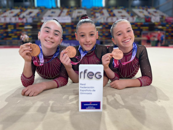 Felicitem l’Abrera Gimnàstic Club pels seus excelents resultats al Campionat d’Espanya Absolut de Gimnàstica Artística Femenina. Enhorabona campiones!