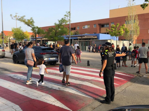 Més de 2.000 alumnes comencen avui el curs 2023-2024 a Abrera. Bon inici de curs a tothom! Escola Ernest Lluch