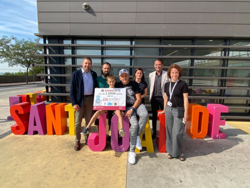 Abrera és solidària! Lliurem a l'Hospital Sant Joan de Déu un xec per valor de 1.500 euros amb tot el que hem recaptat pel projecte Llerre by Jordi en el marc de la cursa Abrera Corre D9 i les guardioles solidàries. Gràcies, Abrera!