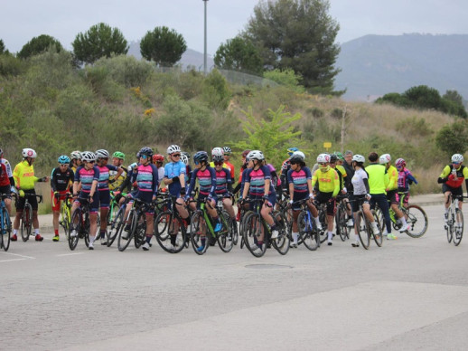 Abrera amb l'esport! Èxit de participació en la 2a Cursa Vila d'Abrera, organitzada per l'Abrera Club Ciclista