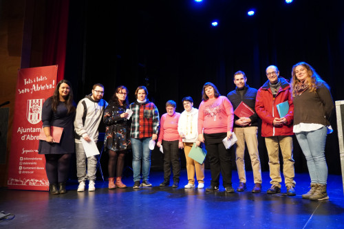 Commemorem el Dia de les Persones amb Diversitat Funcional a la Sala Municipal amb la lectura del manifest i l'espectacle del Mag Lini