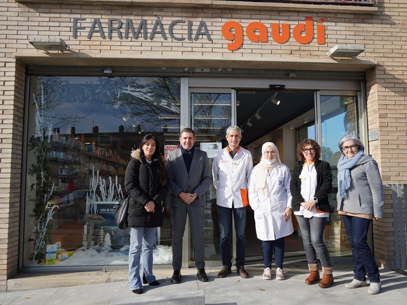 XII Concurs d’Aparadors Nadalencs d'Abrera. Farmàcia Gaudí