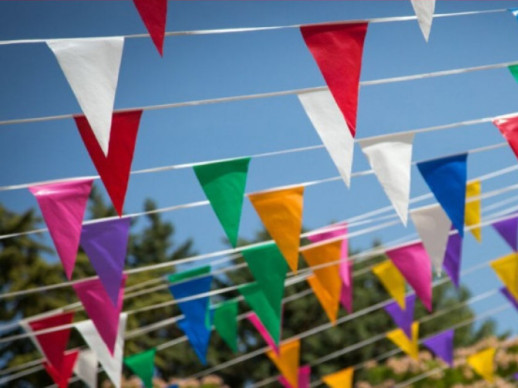 Aquest mes de juliol, tornem a gaudir de les Festes Majors dels barris d'Abrera! Santa Maria de Vilalba serà el proper barri en celebrar la seva festa!