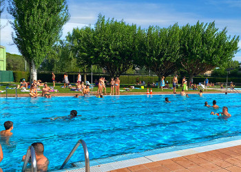 Gaudim de la Piscina Municipal d'Estiu!