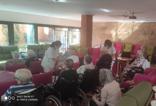 L'Equip d’Atenció Primària d’Abrera ha iniciat aquesta setmana la campanya de vacunació de la grip i la quarta dosi de la vacuna contra la Covid-19