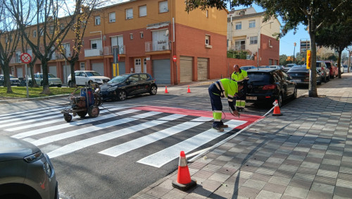 Continuem executant diversos treballs de conservació i millora de la calçada, que comporten canvis puntuals de circulació en alguns carrers d'Abrera